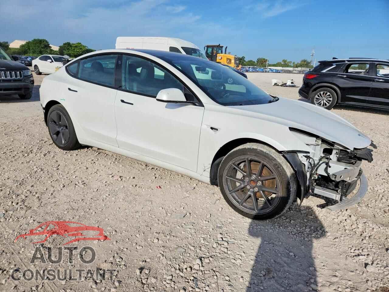 TESLA MODEL 3 2021 - 5YJ3E1EA2MF085078