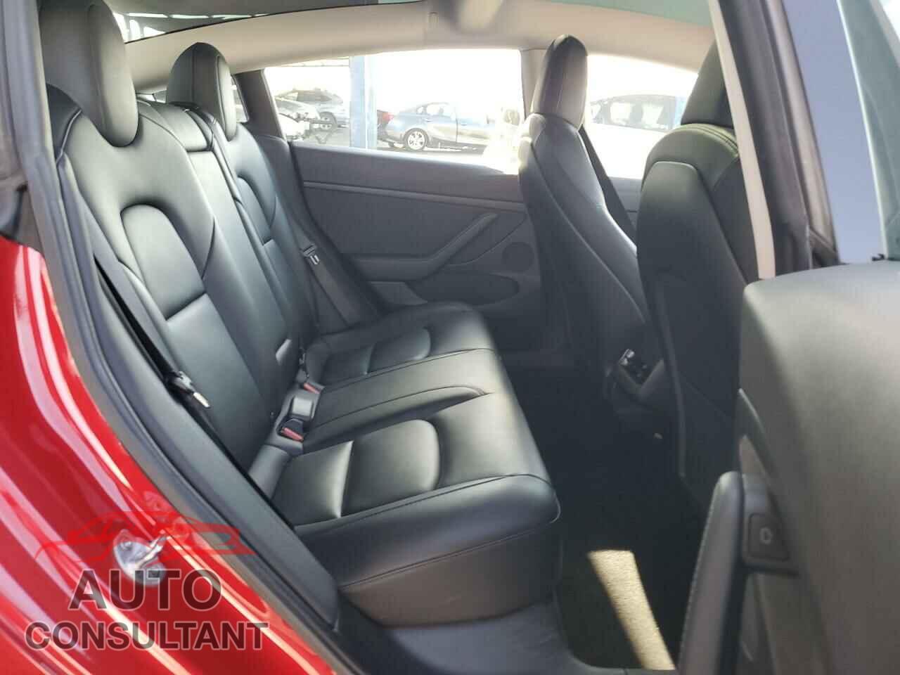 TESLA MODEL 3 2022 - 5YJ3E1EA8NF304837