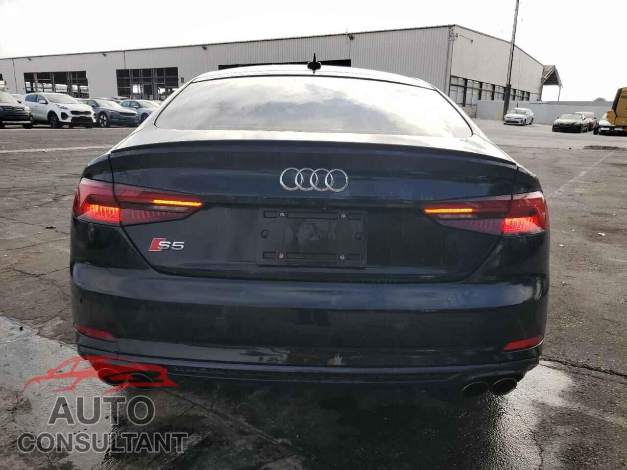 AUDI S5/RS5 2019 - WAUC4CF51KA037185