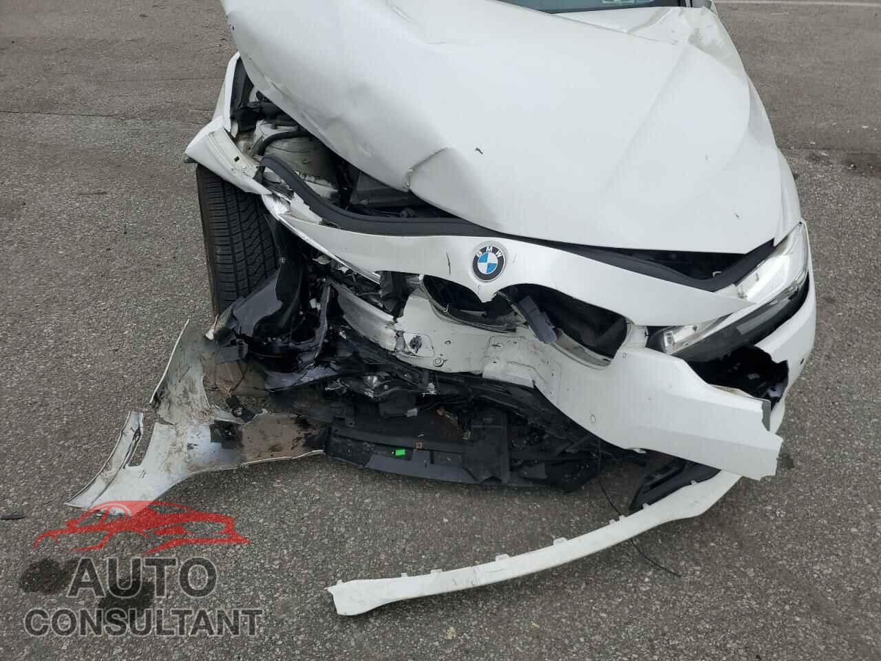 BMW 3 SERIES 2016 - WBA8E5G54GNU20194