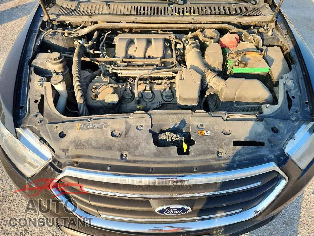 FORD TAURUS 2015 - 1FAHP2E89FG129305