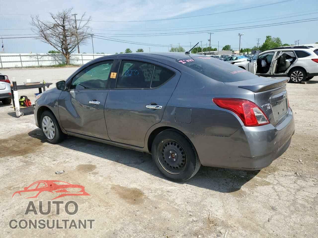 NISSAN VERSA 2019 - 3N1CN7AP3KL82257X