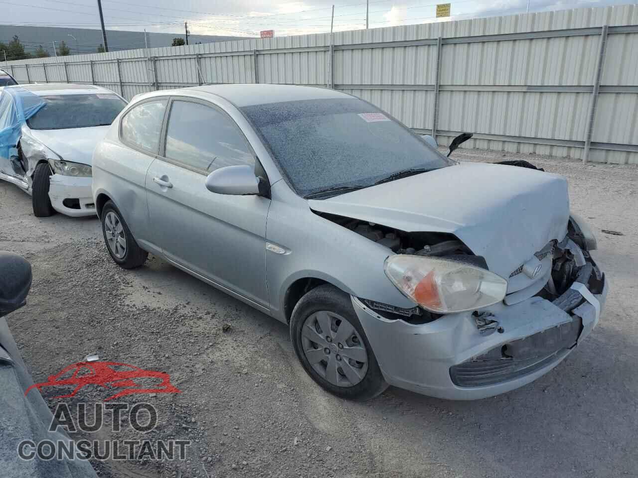 HYUNDAI ACCENT 2009 - KMHCM36C19U137602