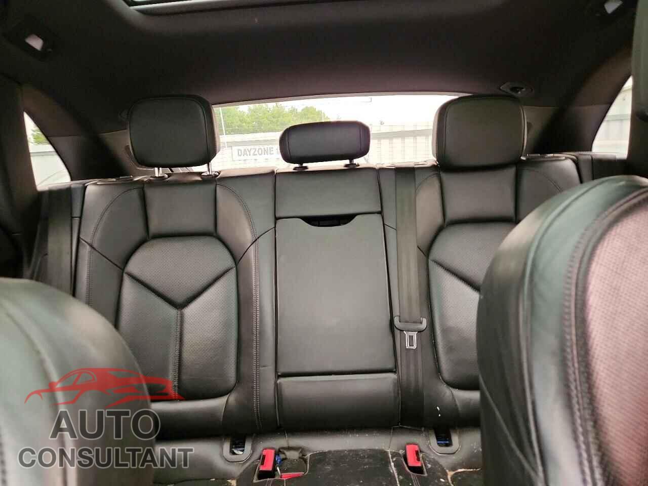 PORSCHE MACAN 2016 - WP1AB2A57GLB44771
