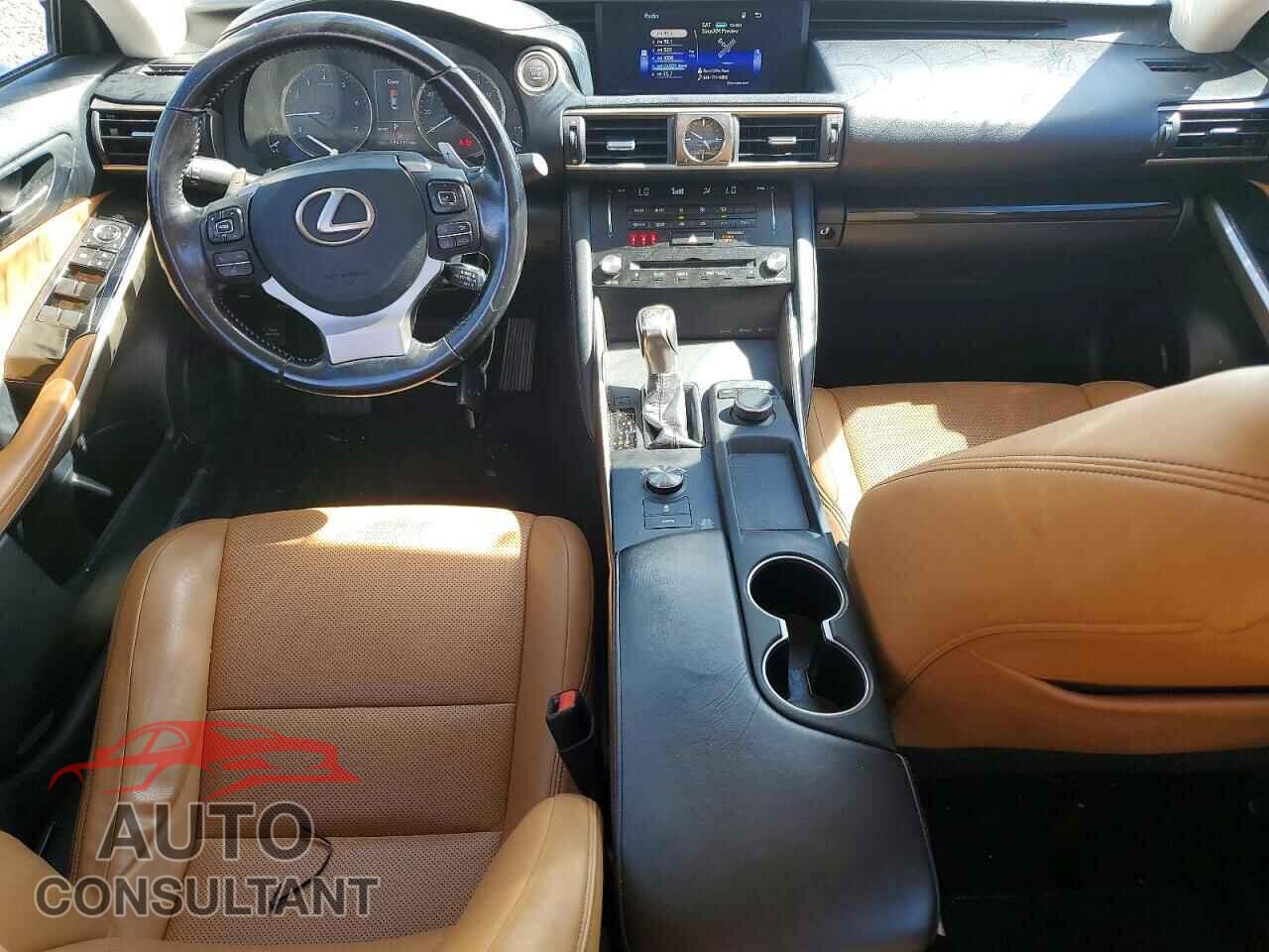 LEXUS IS 2017 - JTHBA1D20H5052166