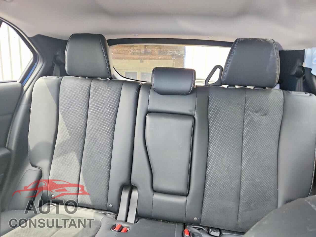 MITSUBISHI ECLIPSE 2023 - JA4ATWAA4PZ027806