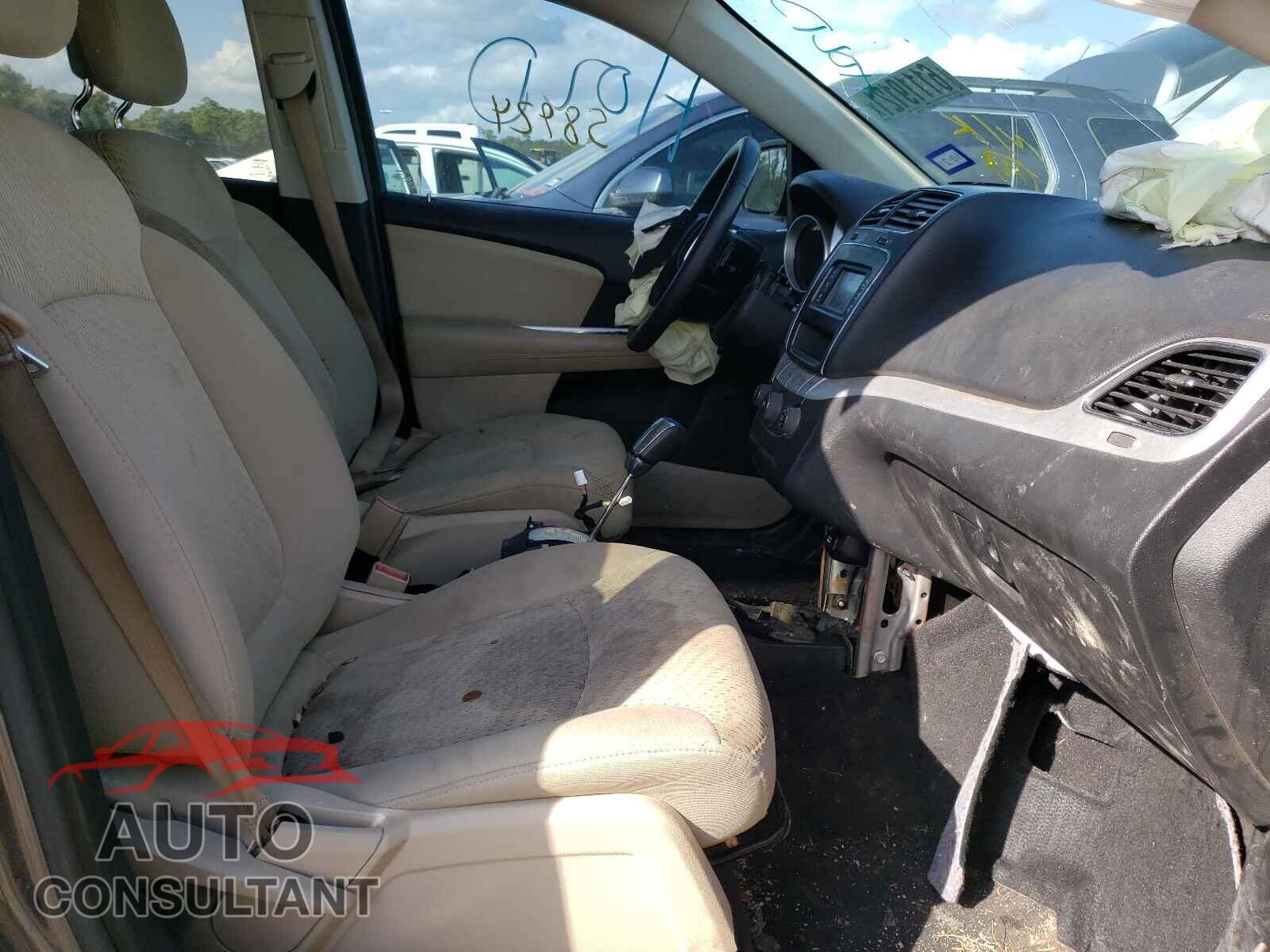 DODGE JOURNEY 2018 - 3C4PDCBB5JT219057