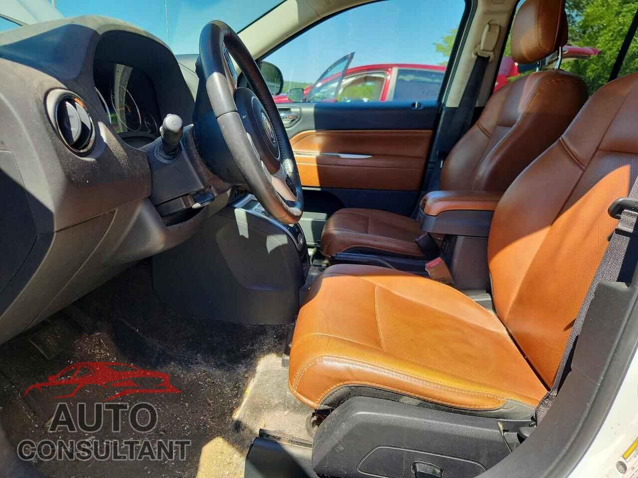 JEEP COMPASS 2016 - 1C4NJDEB8GD639525