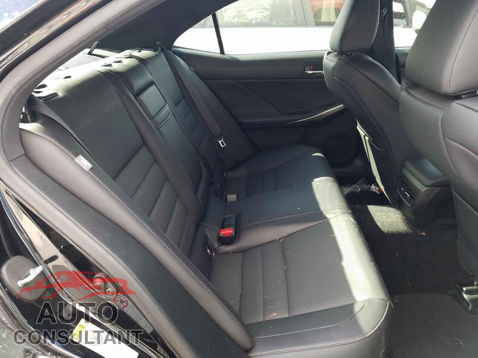 LEXUS IS 2016 - JTHBA1D23G5032668