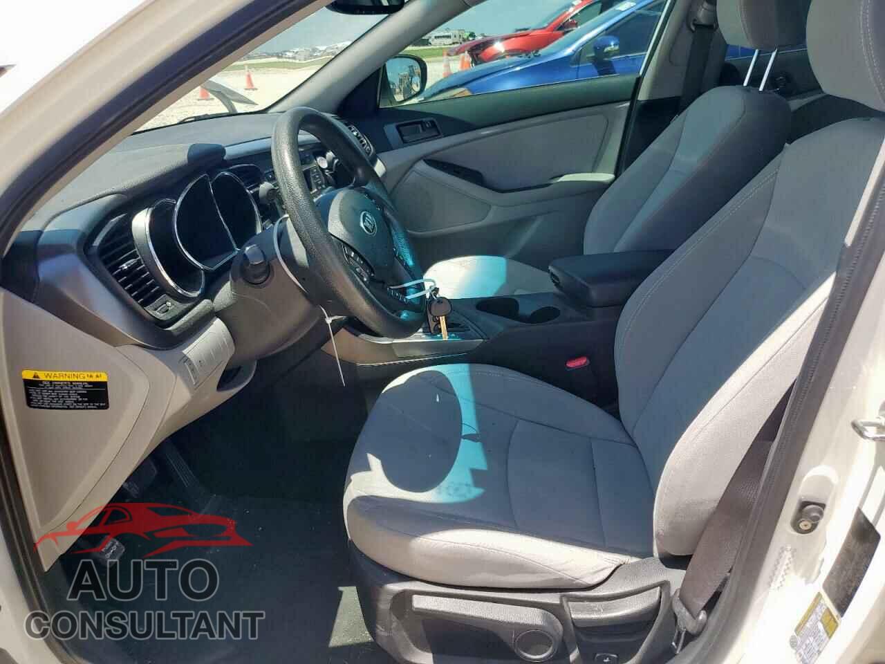 KIA OPTIMA 2013 - KNAGM4A76D5360689