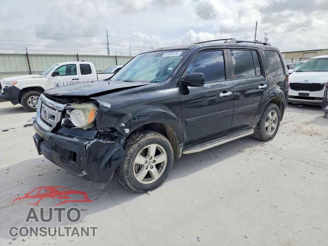 HONDA PILOT 2011 - 5FNYF3H46BB007520