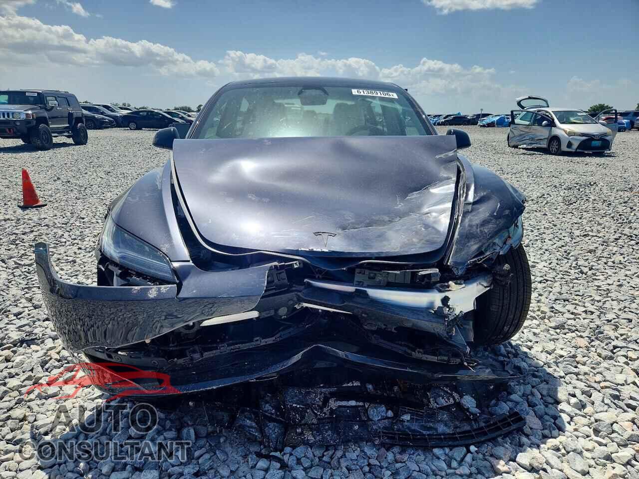 TESLA MODEL 3 2026 - 5YJ3E1EB5TF123524