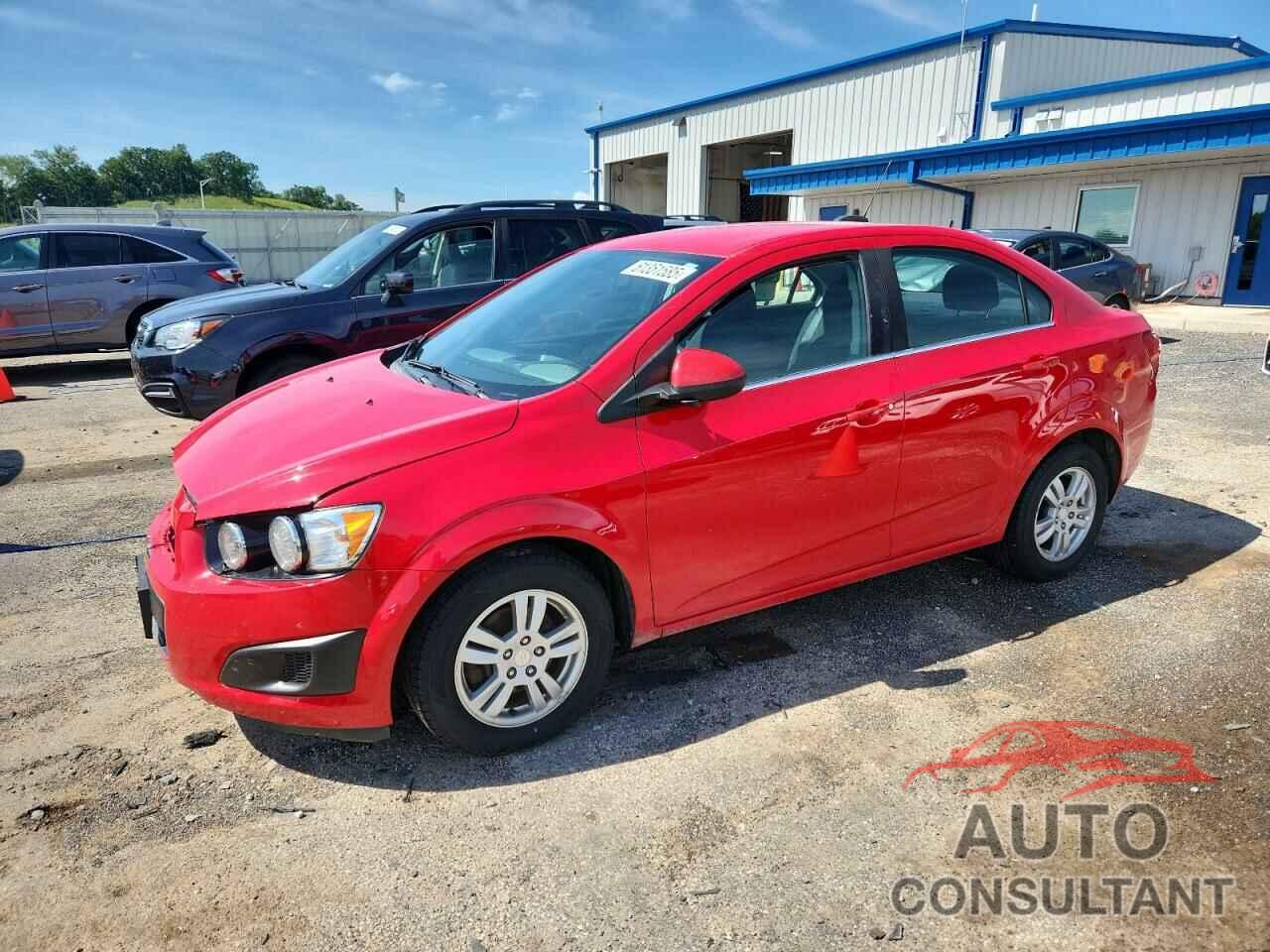 CHEVROLET SONIC 2015 - 1G1JC5SH0F4220664