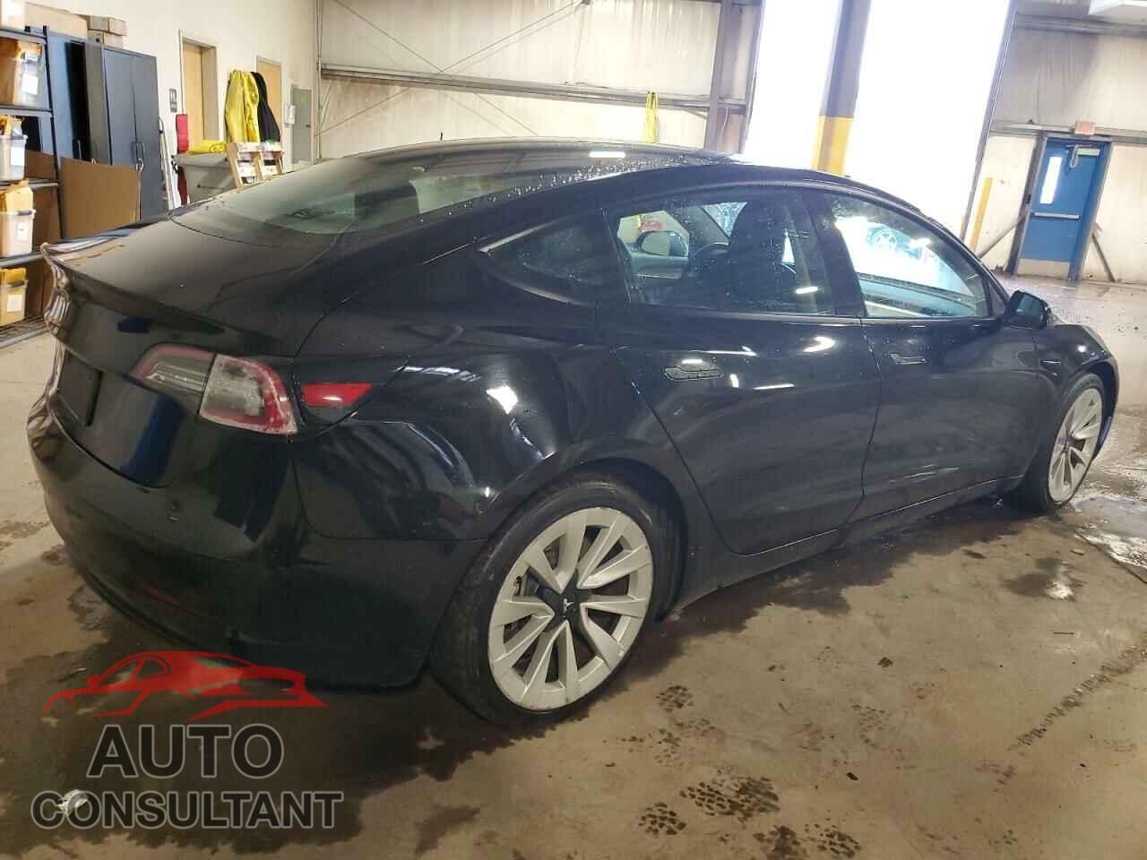 TESLA MODEL 3 2022 - 5YJ3E1EA5NF372027