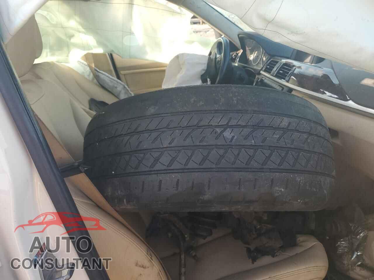 BMW 3 SERIES 2015 - WBA3C3C53FP663637