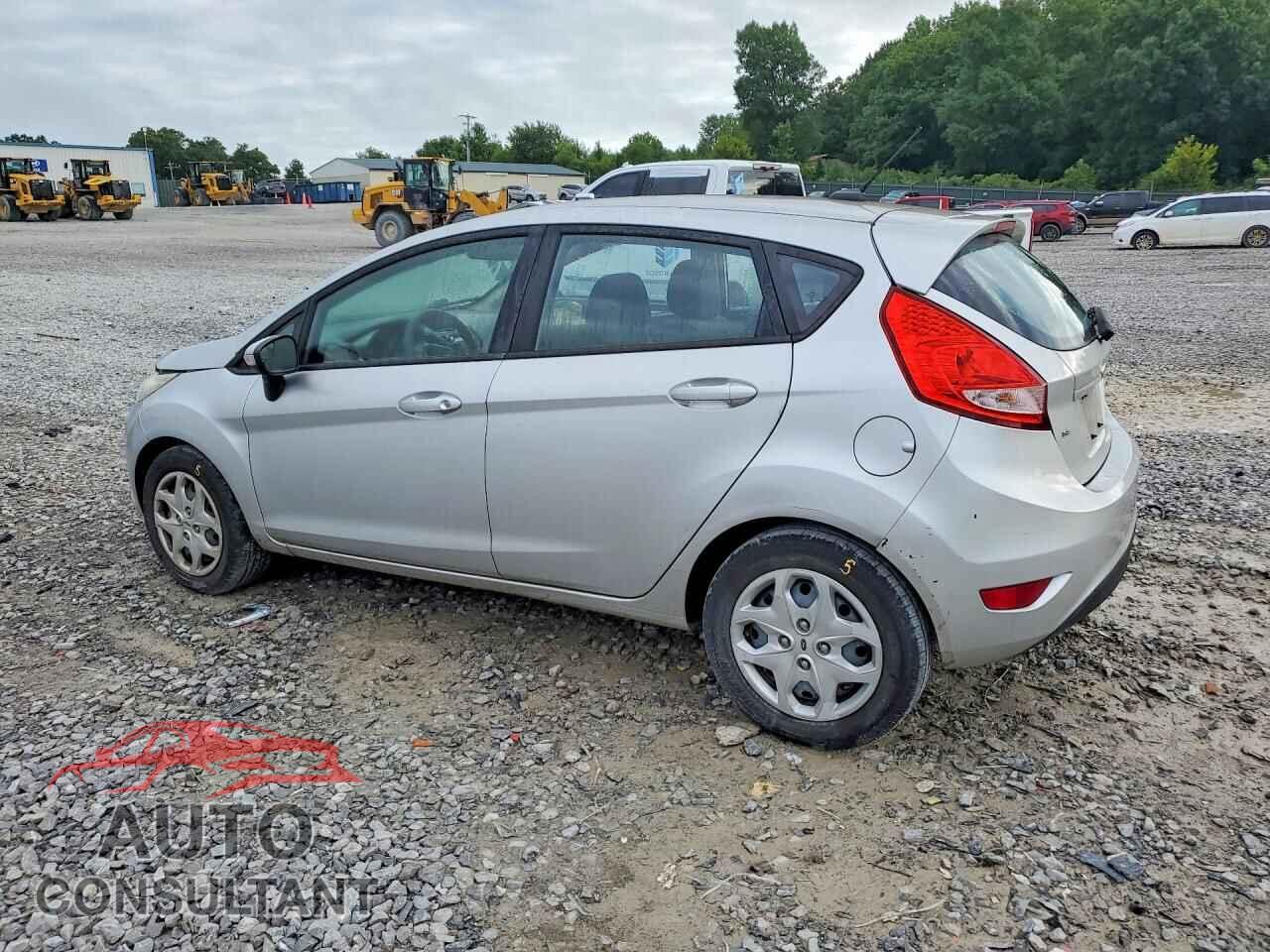 FORD FIESTA 2013 - 3FADP4EJ7DM223263