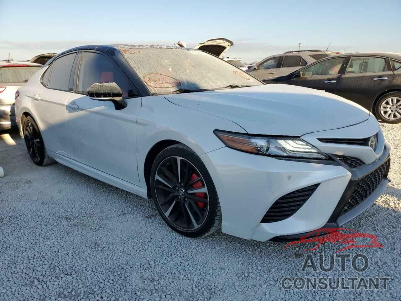 TOYOTA CAMRY 2019 - 4T1B61HK3KU193822