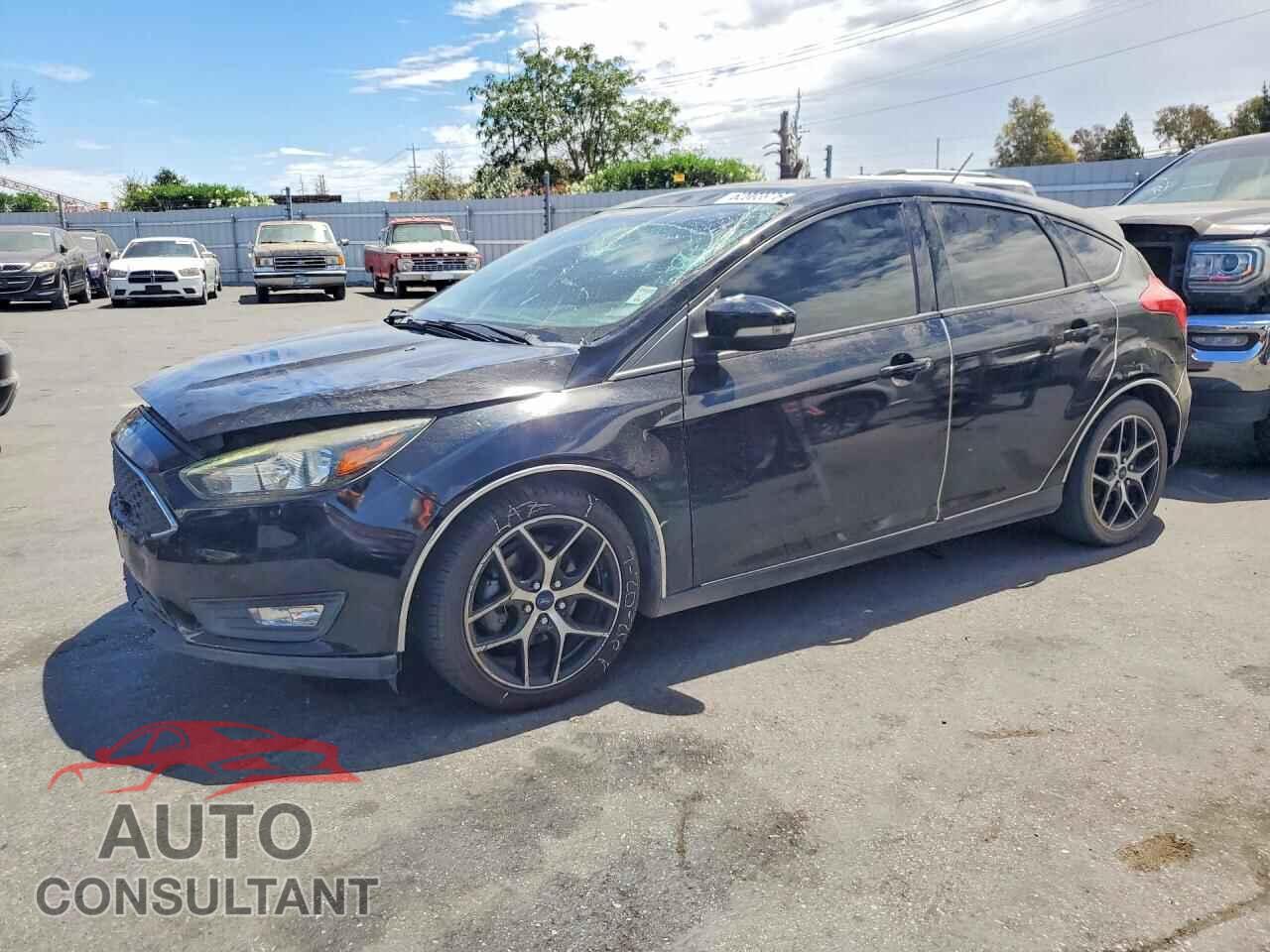 FORD FOCUS 2017 - 1FADP3M27HL225820