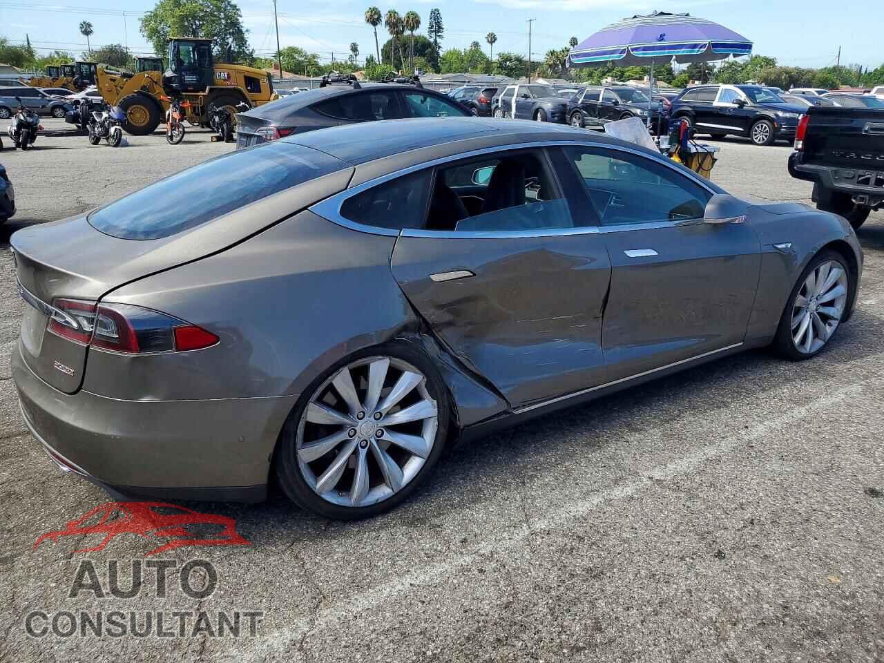 TESLA MODEL S 2016 - 5YJSA1E42GF137220