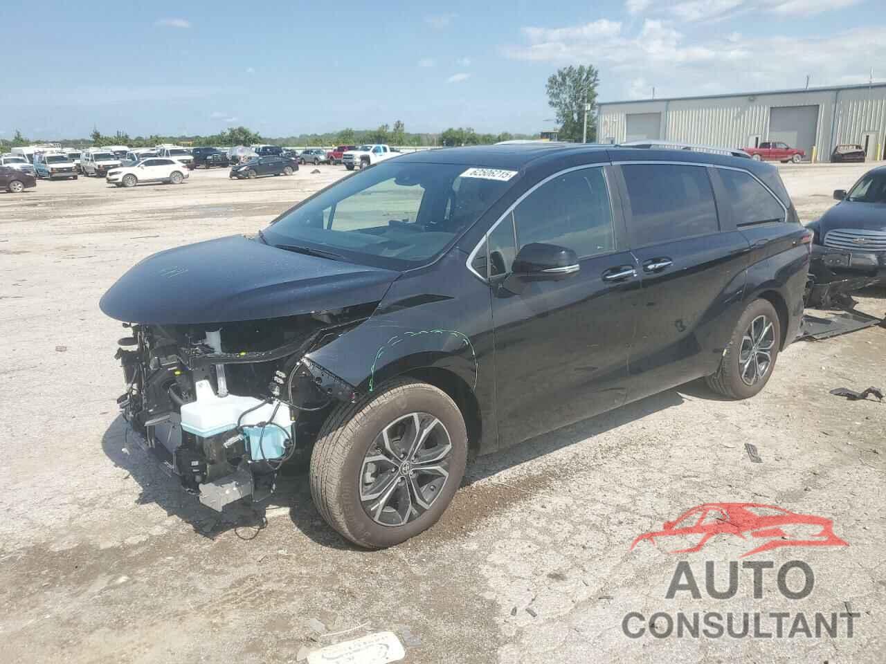 TOYOTA SIENNA 2025 - 5TDESKFC1SS163740
