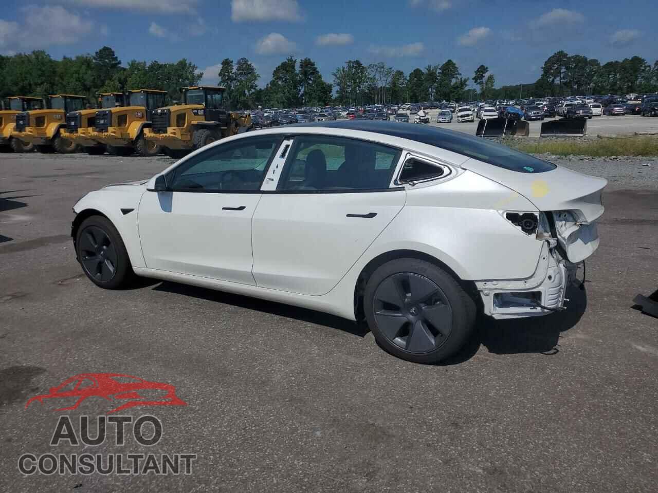 TESLA MODEL 3 2021 - 5YJ3E1EB5MF037082