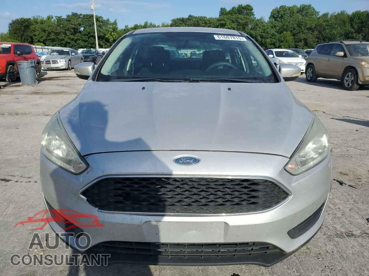 FORD FOCUS 2015 - 1FADP3F28FL234097