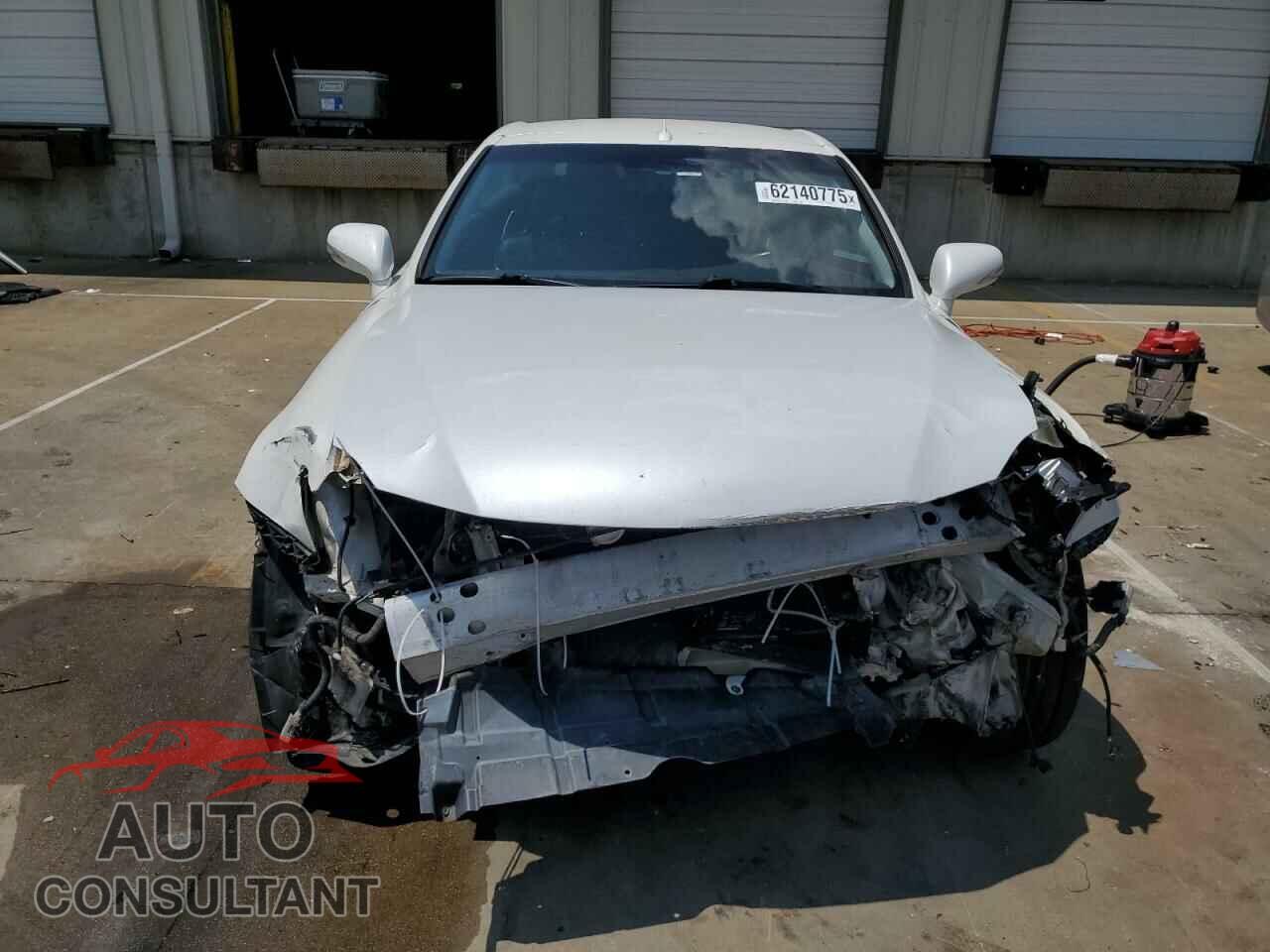 LEXUS IS 2010 - JTHFF2C27A2507533