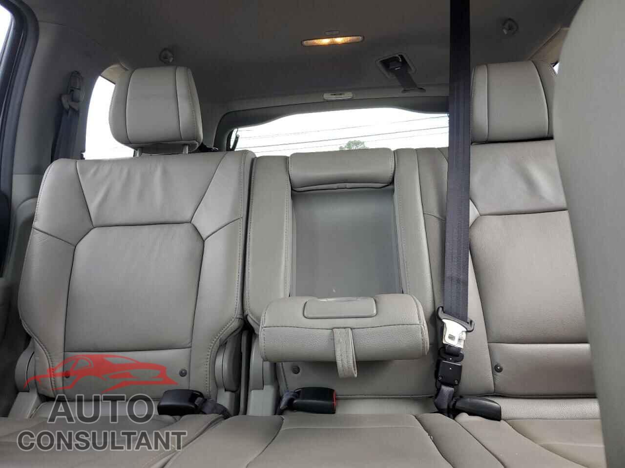 HONDA PILOT 2014 - 5FNYF3H51EB002593