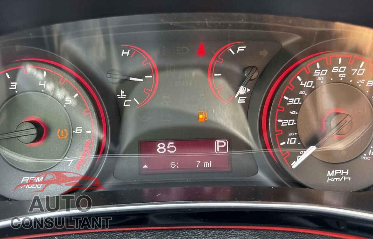 DODGE DART 2015 - 1C3CDFBB8FD267363