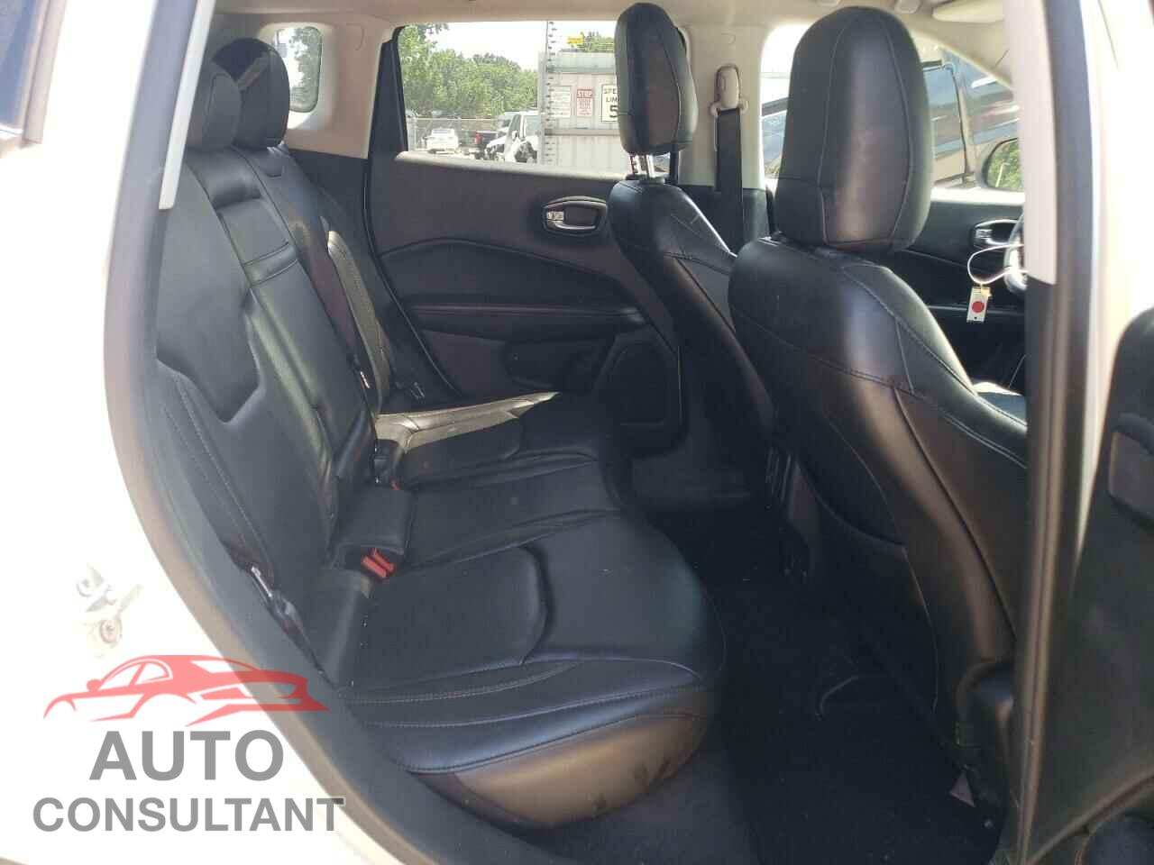 JEEP COMPASS 2018 - 3C4NJDCB2JT144712
