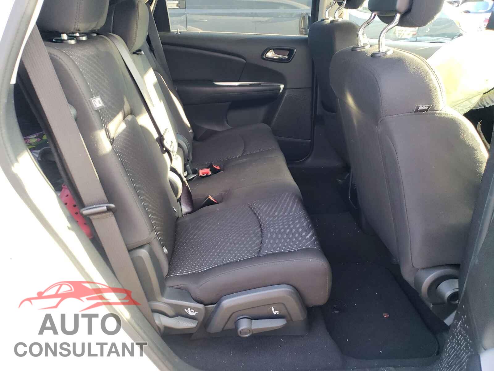 DODGE JOURNEY 2017 - 3C4PDCAB8HT558729