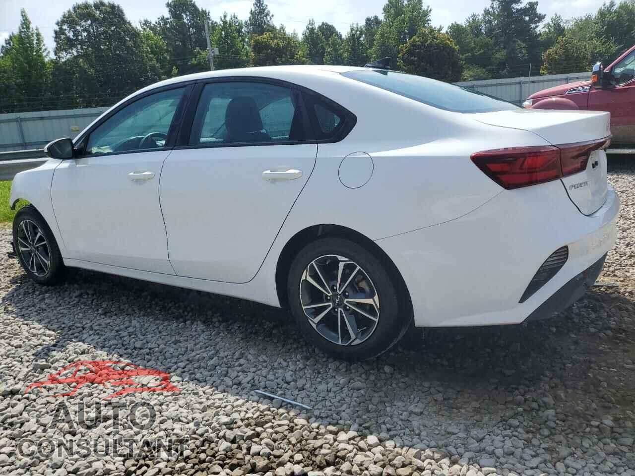 KIA FORTE 2023 - 3KPF24AD4PE586605