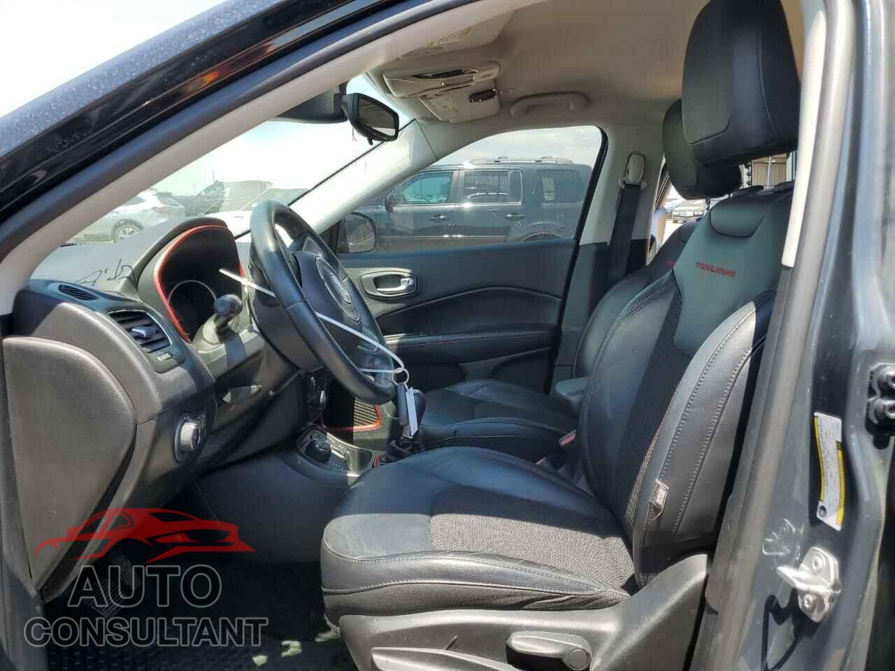 JEEP COMPASS 2018 - 3C4NJDDBXJT130555