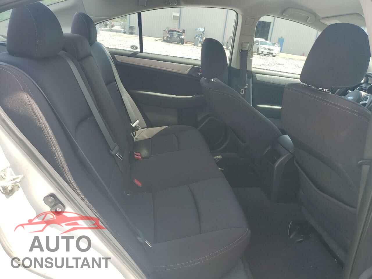 SUBARU LEGACY 2017 - 4S3BNAF63H3023231