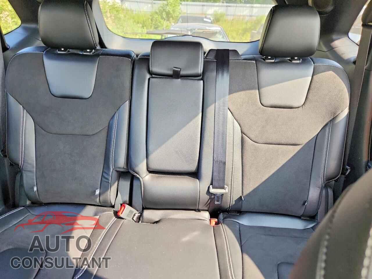 FORD EDGE 2019 - 2FMPK4AP3KBC10469