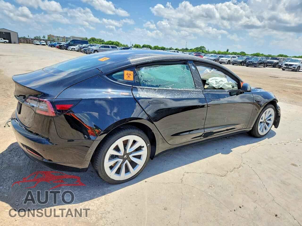 TESLA MODEL 3 2022 - 5YJ3E1EA0NF371447