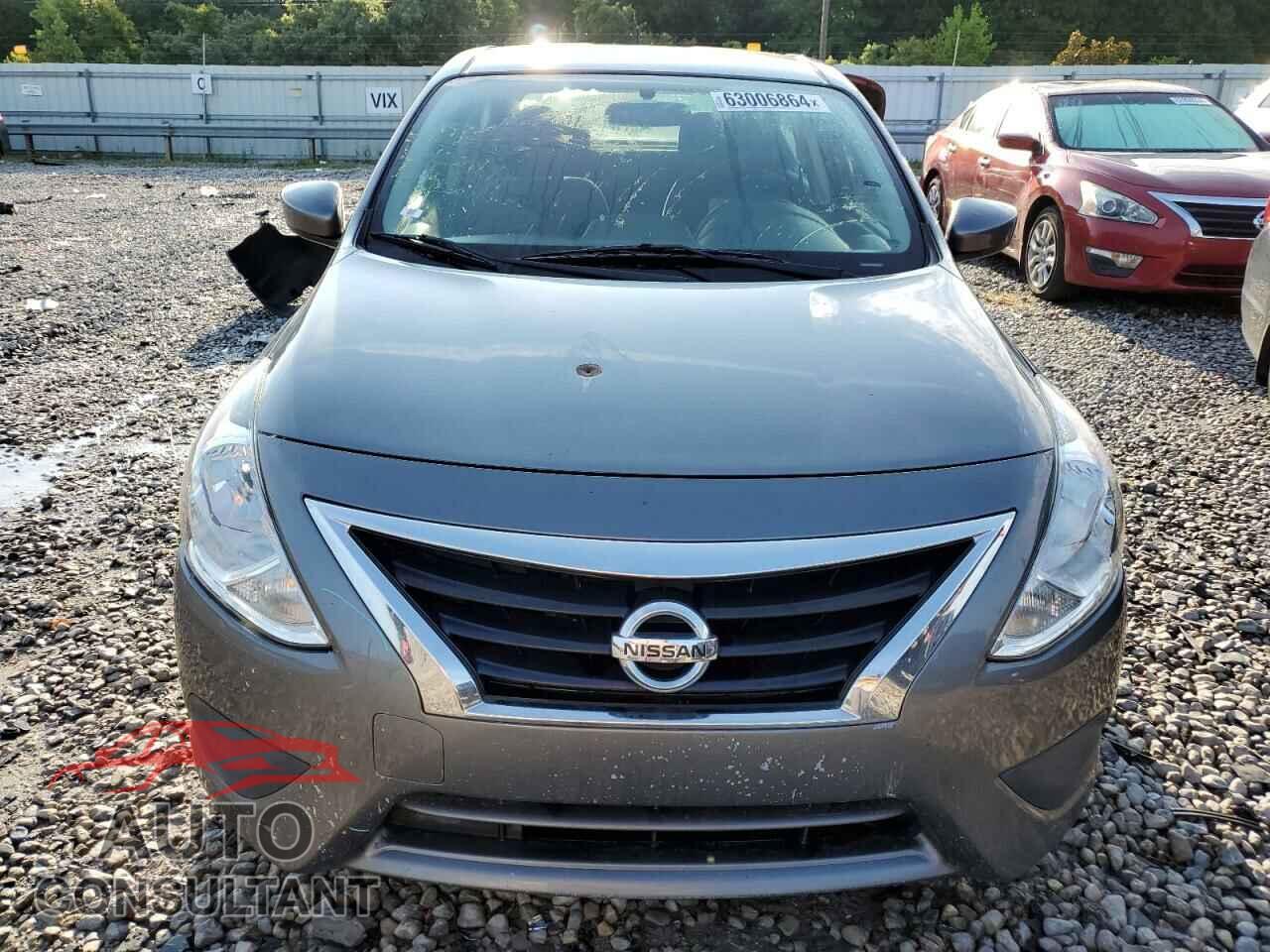 NISSAN VERSA 2017 - 3N1CN7AP3HL814227