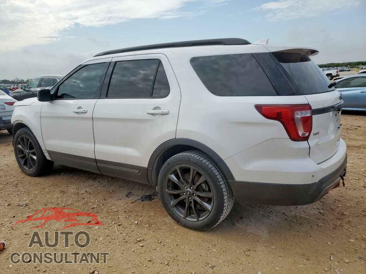 FORD EXPLORER 2017 - 1FM5K7D85HGC32522
