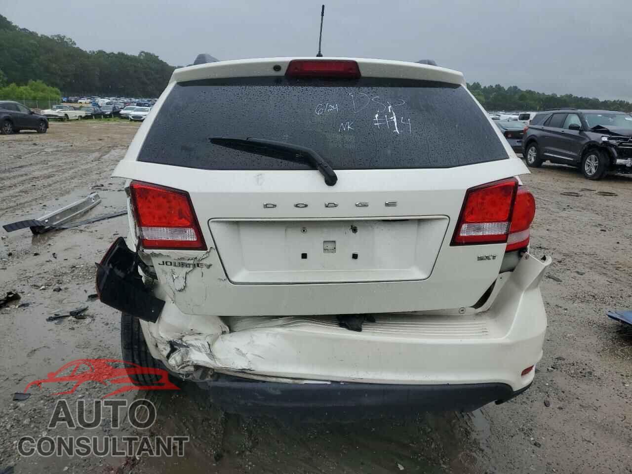 DODGE JOURNEY 2012 - 3C4PDCBG5CT288233