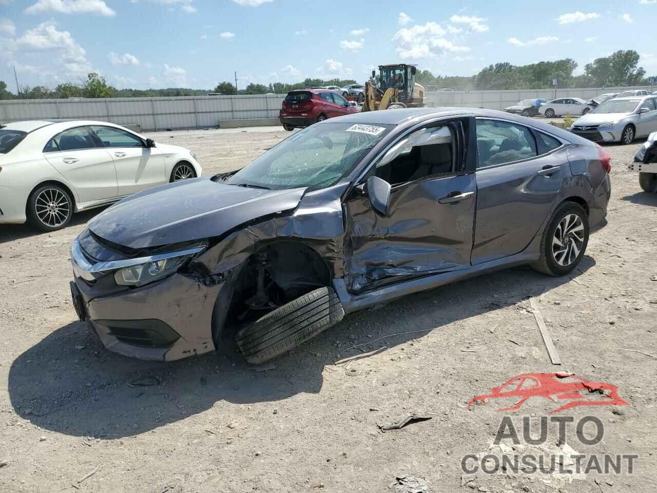 HONDA CIVIC 2018 - 19XFC2F77JE040960