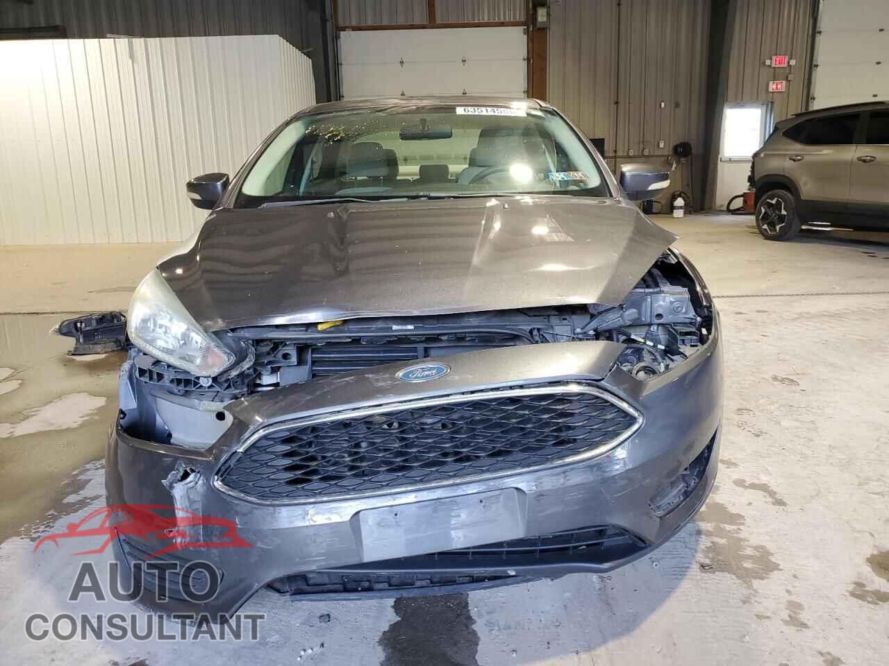 FORD FOCUS 2015 - 1FADP3F26FL330486