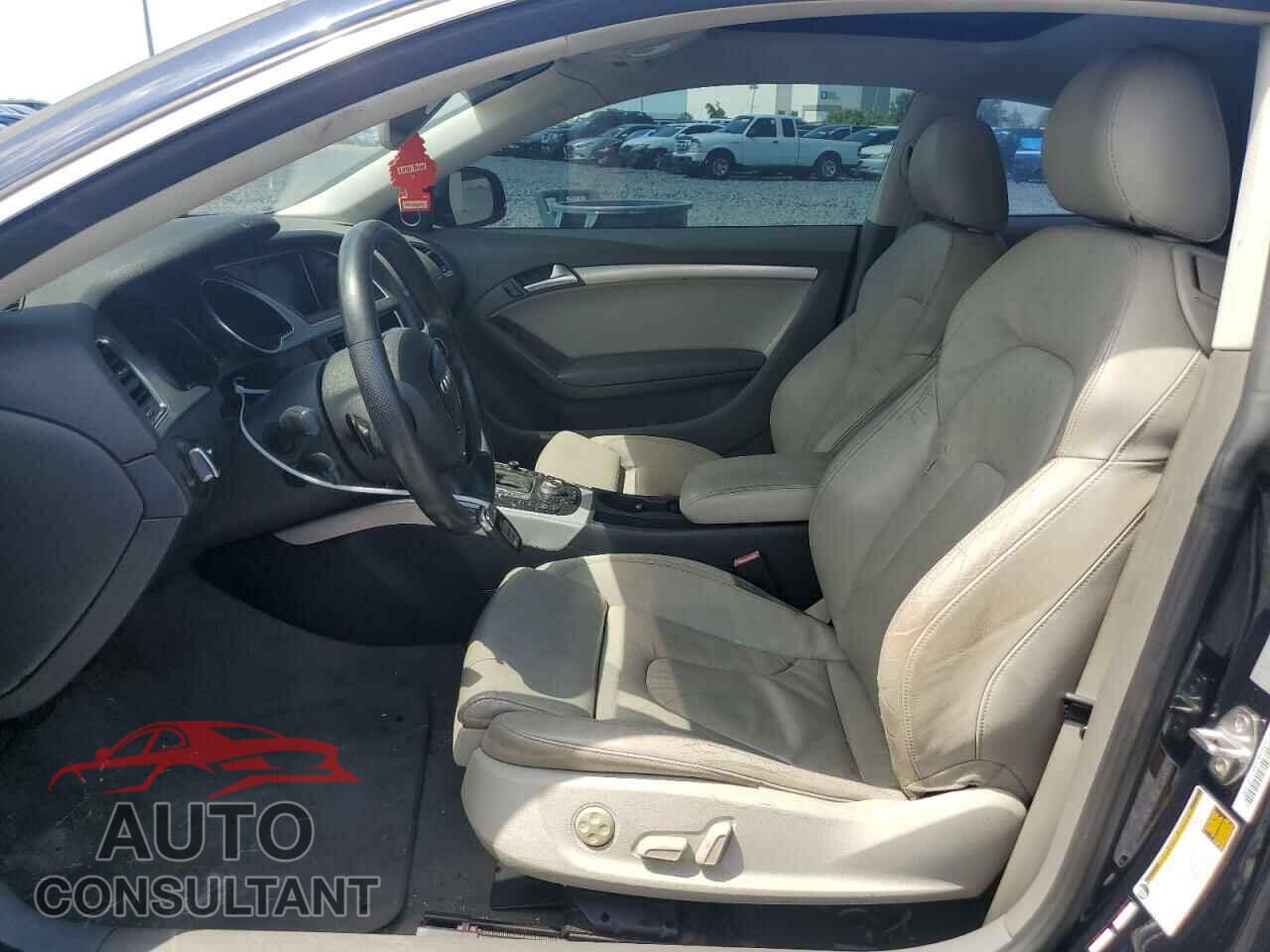 AUDI A5 2010 - WAULFAFR2AA042251