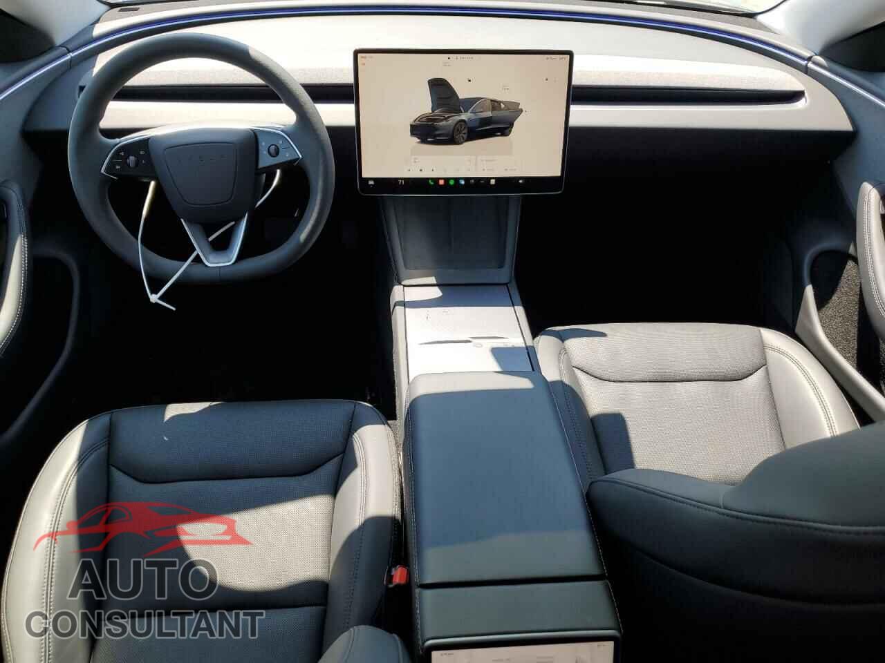 TESLA MODEL 3 2024 - 5YJ3E1EA8RF758219