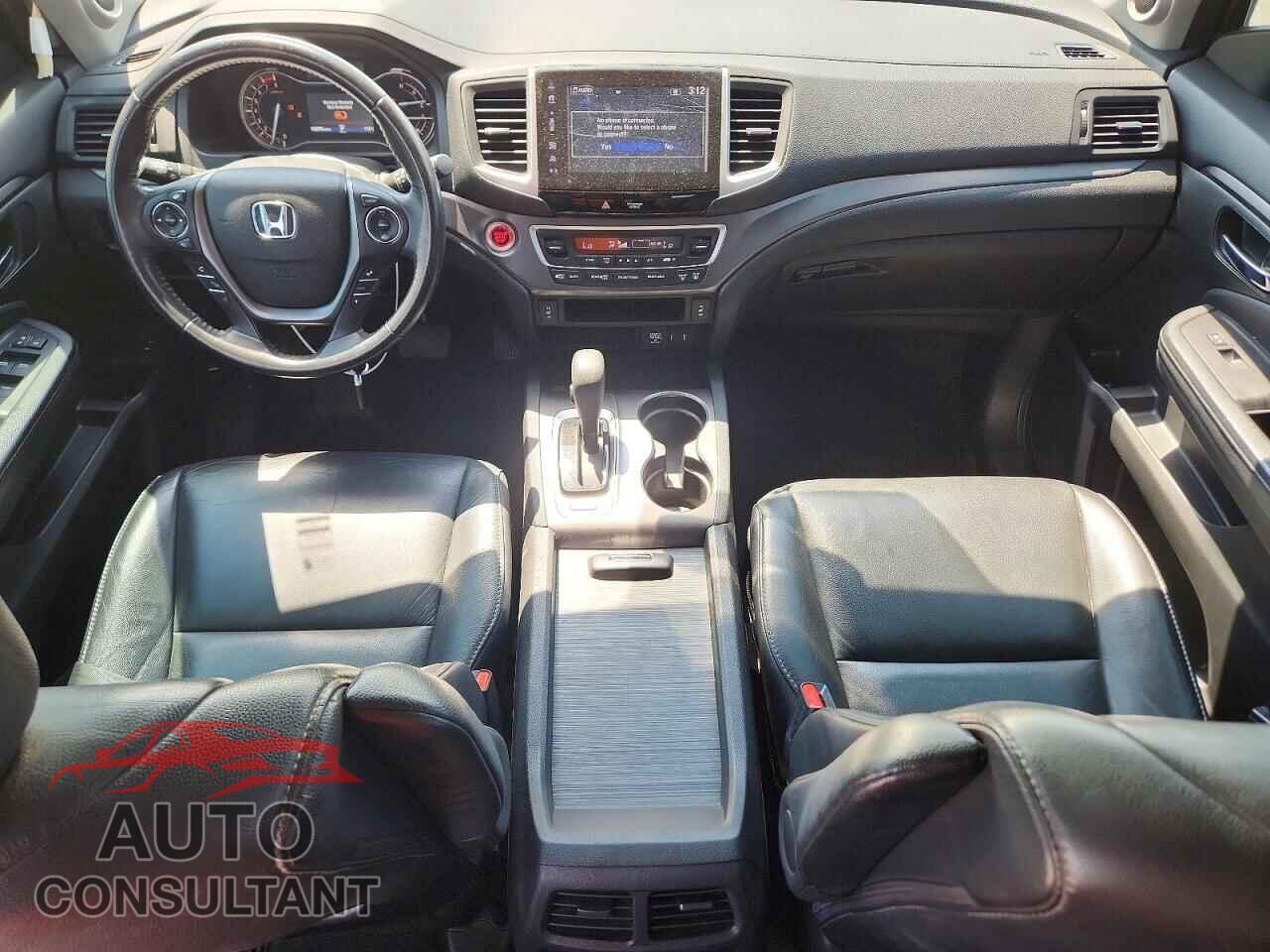 HONDA PILOT 2018 - 5FNYF5H58JB005965