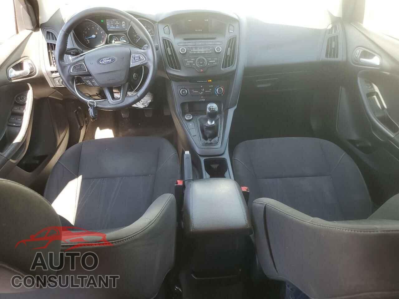 FORD FOCUS 2015 - 1FADP3FE5FL324866
