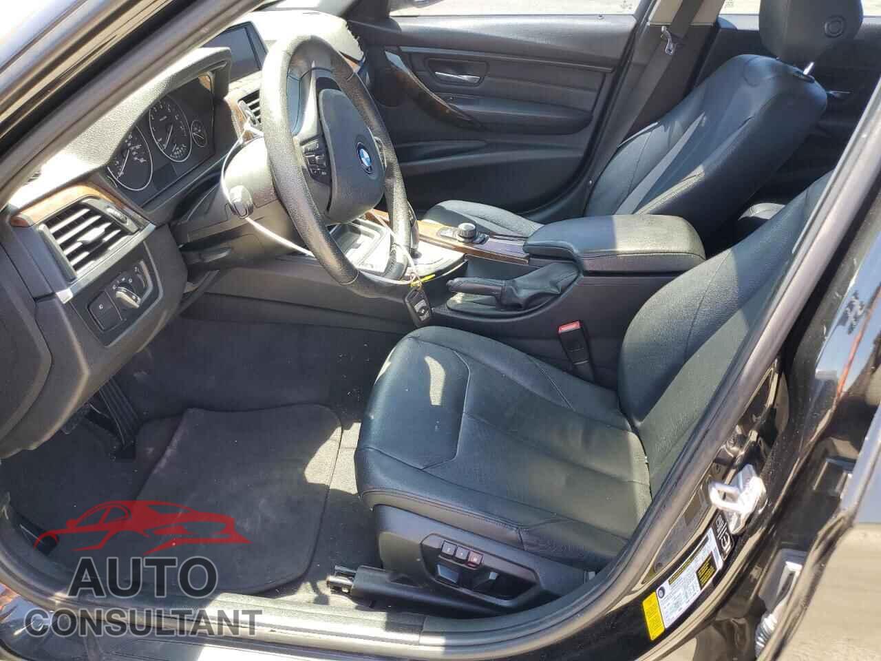 BMW 3 SERIES 2014 - WBA3B1C50EP680174