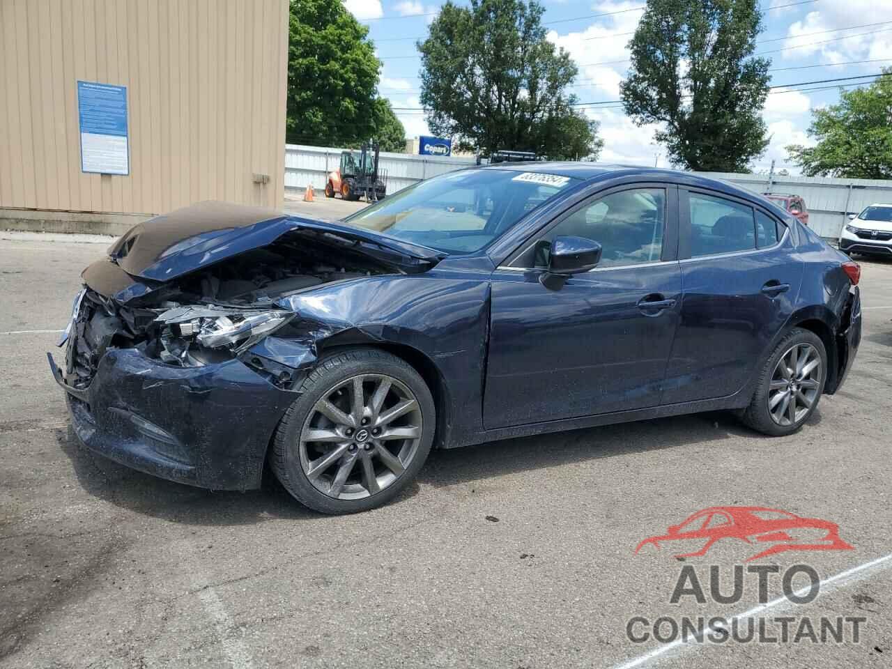 MAZDA 3 2018 - 3MZBN1V31JM159270