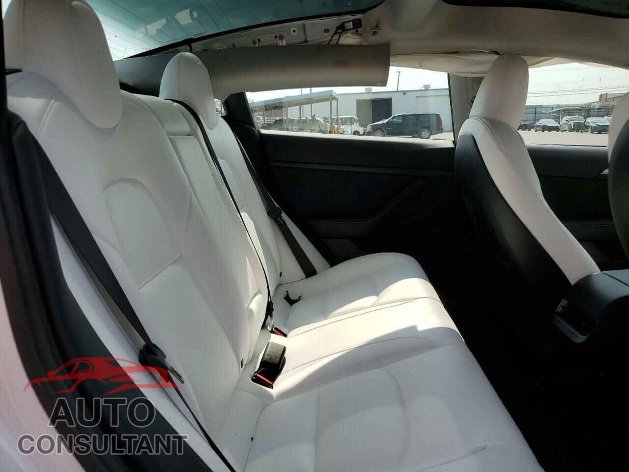 TESLA MODEL 3 2023 - 5YJ3E1EA5PF572537