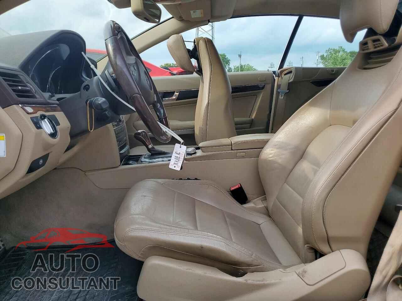 MERCEDES-BENZ E-CLASS 2011 - WDDKK5GF2BF057526