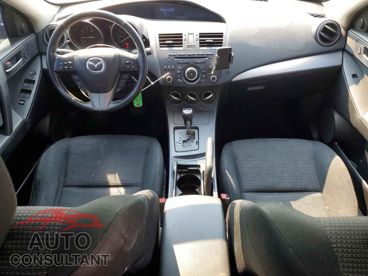 MAZDA 3 2012 - JM1BL1V87C1570001